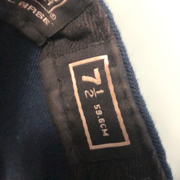 2010 Milwaukee Brewers 59Fifty - Picture 3 of 4